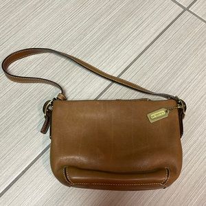Coach leather small purse, brand new